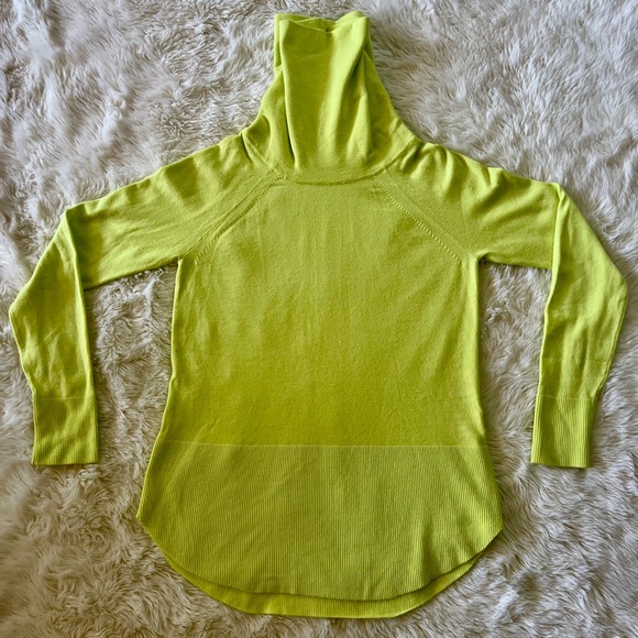 CYRUS Cowl Neck Sweater Lemon Green/Yellow Size Small - Picture 6 of 8